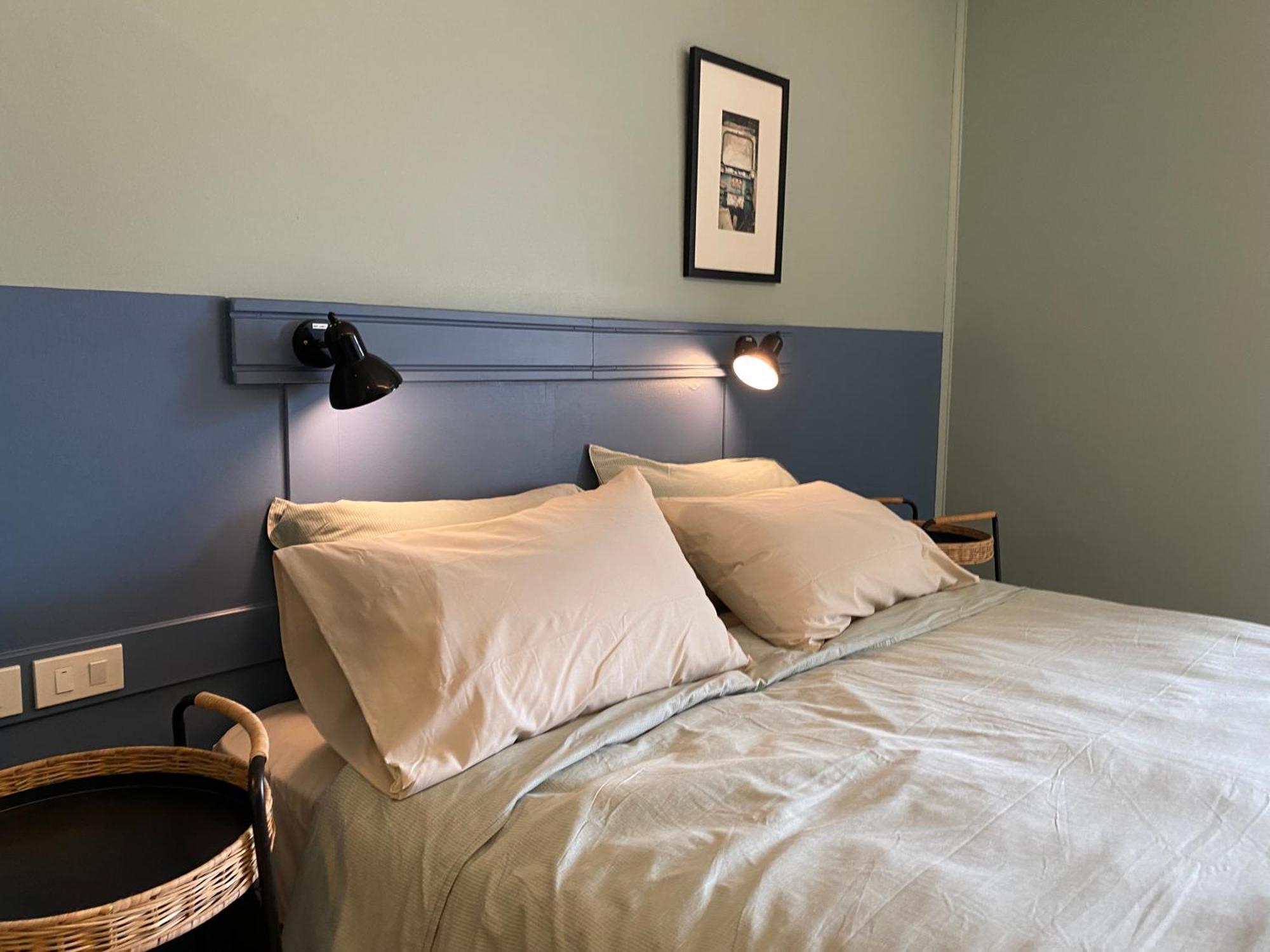 Forget Me Not Boutique Couette-café